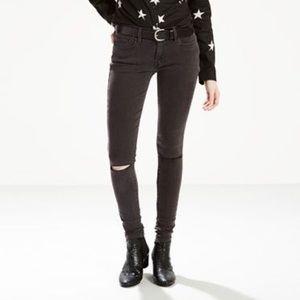 Levi’s 710 Super Skinny Jeans Size 28